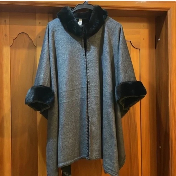 Ruana Poncho Cape Ecuador Alpaca wool One Size - Picture 9 of 9